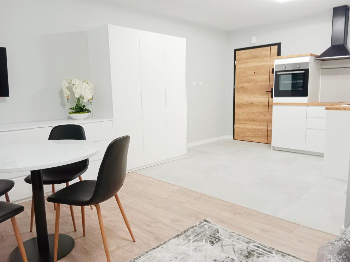 Apartamenty Radom Klwatecka 20 Екстер'єр фото